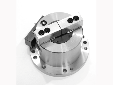 Spannstock 4" (110 mm) mit eingebautem Pneumatikzylinder